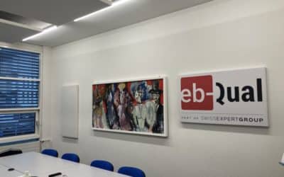 Traitement acoustique et optimisation pour une salle de conférence à Givisiez